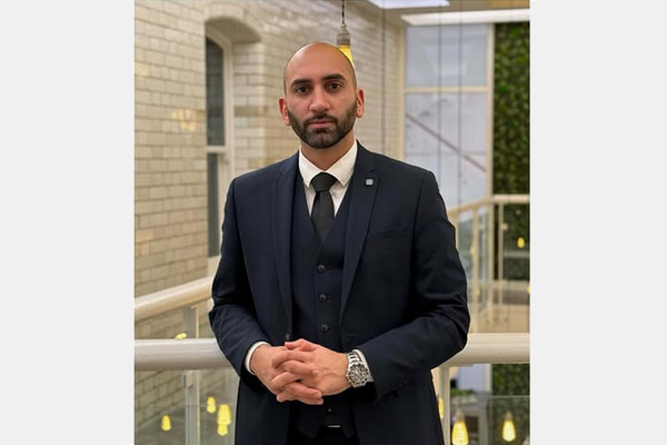 Siavash Karimitari - Solicitor